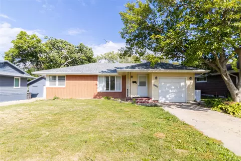 3027 Shawnee Ave, Des Moines, IA 50310