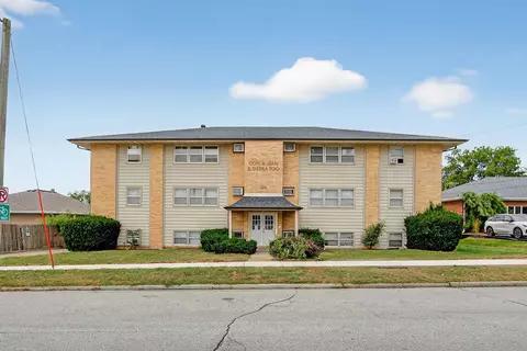 800 13th St, West Des Moines, IA 50265