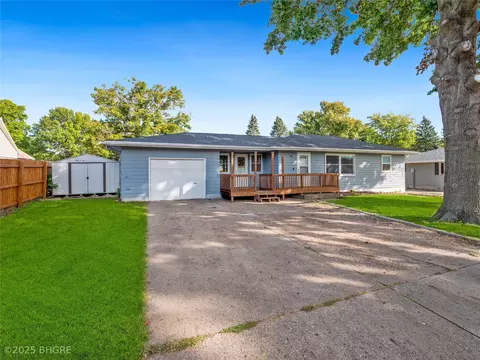 800 E Detroit Ave, Indianola, IA 50125