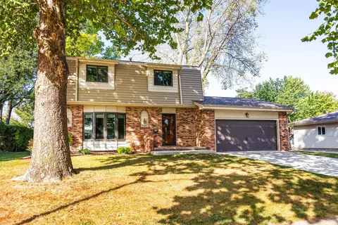 706 NW Logan St, Ankeny, IA 50023