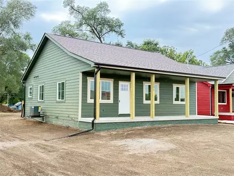 2531 Shaw St, Des Moines, IA 50317