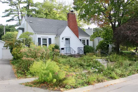 1201 Orchard Dr, Ames, IA 50010