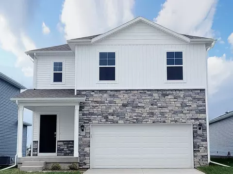 5631 152nd St, Grimes, IA 50111
