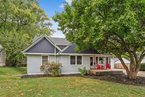 3924 54th St, Des Moines, IA 50310