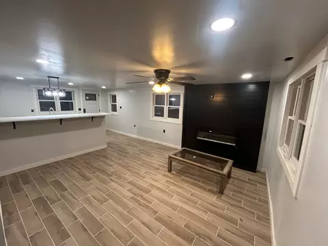 403 N Kenwood Blvd, Indianola, IA 50125