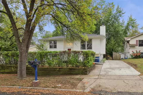 1847 Virginia Cir, Des Moines, IA 50320