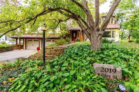 2019 Kildee St, Ames, IA 50014