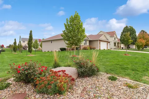 2105 6th Ave SW, Altoona, IA 50009