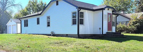 307 E Lincoln St, Monroe, IA 50170