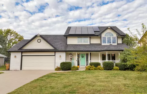 512 3rd Ave NW, Altoona, IA 50009