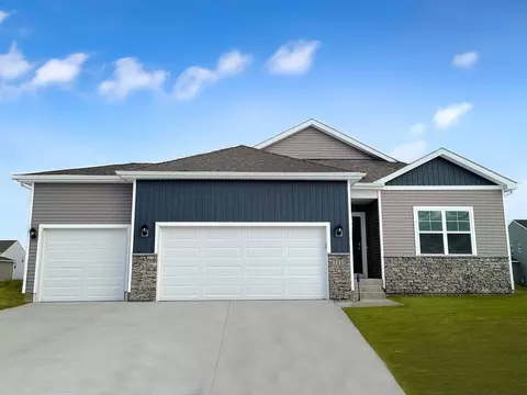 4305 NE 11th St, Ankeny, IA 50021