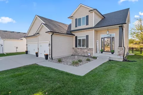 5608 Allerton Dr, Ames, IA 50014
