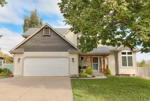2205 9th St SW, Altoona, IA 50009