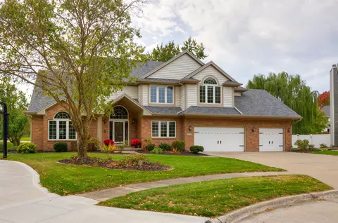 1824 NW 151st Ct, Clive, IA 50325