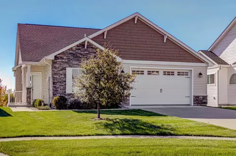 481 Bella Vista Ct, Huxley, IA 50124