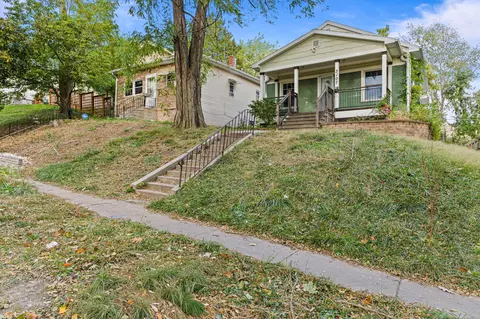 3107 5th Ave, Des Moines, IA 50313