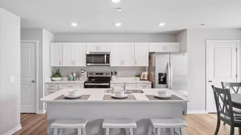 2248 SE Morningdew Dr, West Des Moines, IA 50265