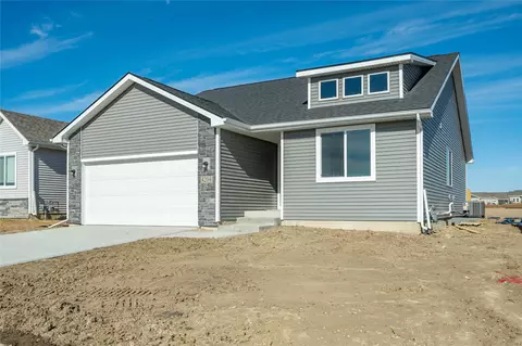 4204 NW 17th Ct, Ankeny, IA 50023