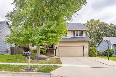 4113 SE 23rd St, Des Moines, IA 50320