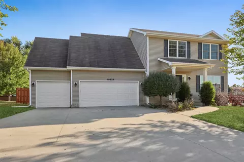 10526 Windsor Pkwy, Johnston, IA 50131