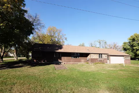 415 1st Ave, Luther, IA 50152