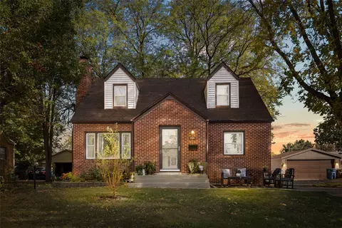 2505 48th Pl, Des Moines, IA 50310