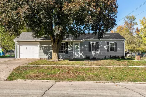 605 6th Street Pl SE, Altoona, IA 50009