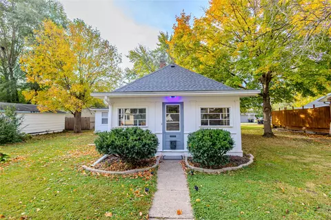 815 Grove St, Adel, IA 50003