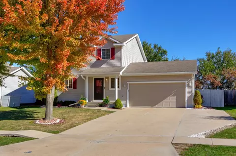 535 SE Cardinal Ln, Waukee, IA 50263