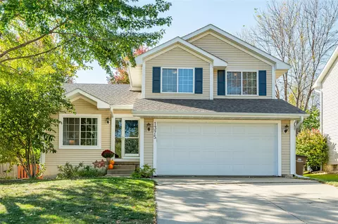 1375 S 51st St, West Des Moines, IA 50265