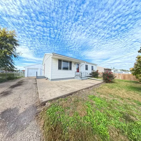 701 S 7th Ave, Marshalltown, IA 50158