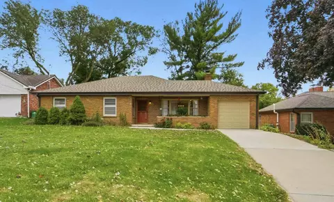 6564 Colby Ave, Windsor Heights, IA 50324