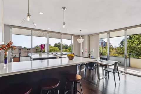 3663 Grand Ave #503, Des Moines, IA 50312