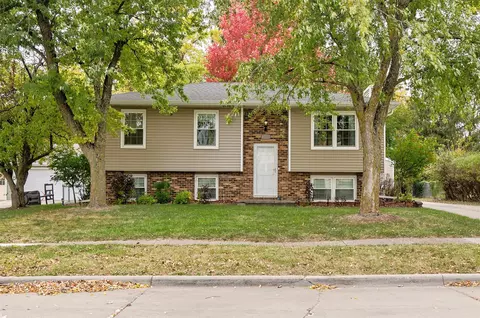 1014 NW Linden St, Ankeny, IA 50023