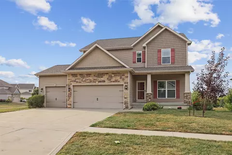 222 Bridgewood Dr, West Des Moines, IA 50266