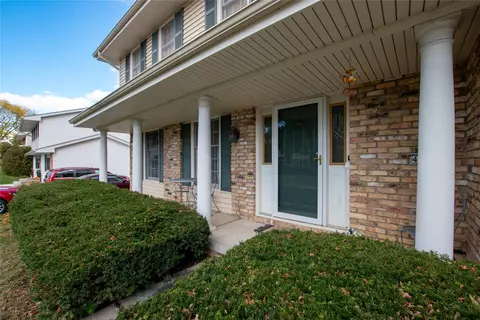 4109 73rd Pl, Urbandale, IA 50322