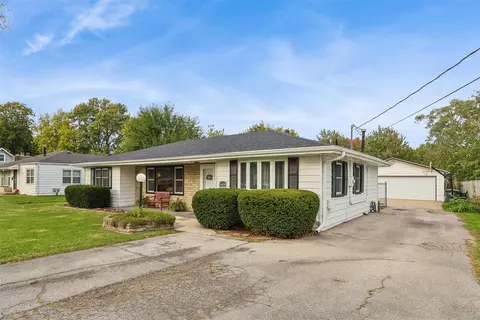 1419 Payton Ave, Des Moines, IA 50315