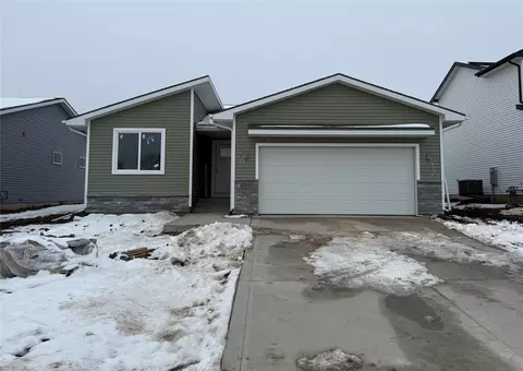 9357 Stillwater Dr, West Des Moines, IA 50266