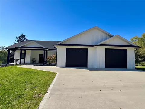 1005 W 8th St N, Newton, IA 50208