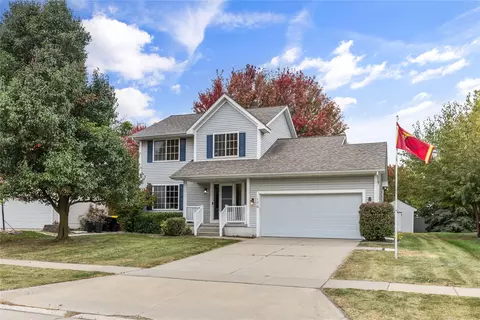 150 SE Crabapple Dr, Waukee, IA 50263