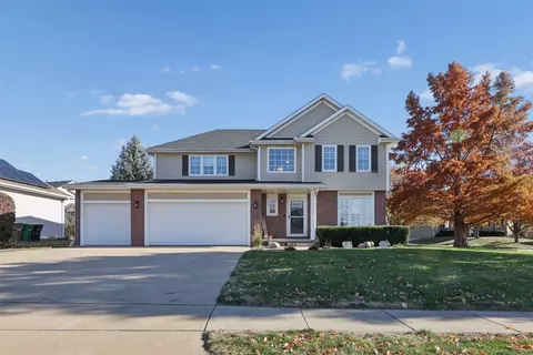 5552 Westwood Dr, West Des Moines, IA 50266