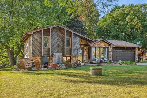 7240 NW 21st St, Ankeny, IA 50023