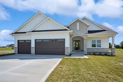 1803 NE Frisk Dr, Ankeny, IA 50021