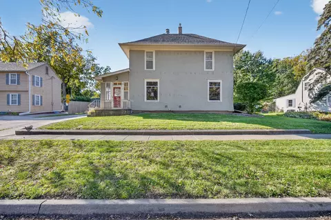 1007 N Howard St, Indianola, IA 50125