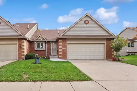 2333 NW 150th St, Clive, IA 50325