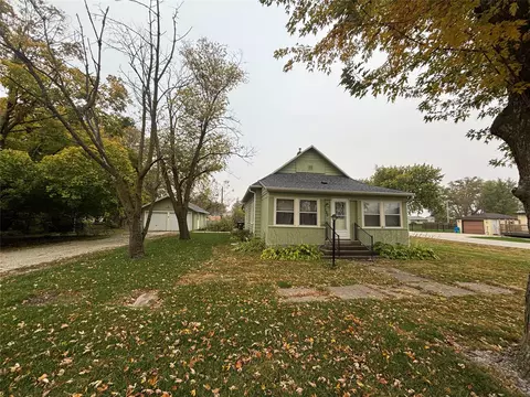 120 N Walnut Ave, Woodward, IA 50276