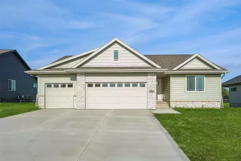 3400 SE Bannister Dr, Ankeny, IA 50021