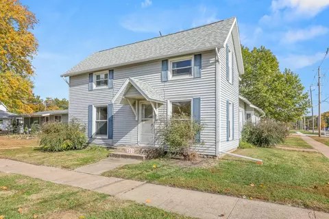 202 N Main St, New Sharon, IA 50207