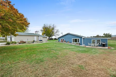 6664 Highway 28 Hwy, Norwalk, IA 50211