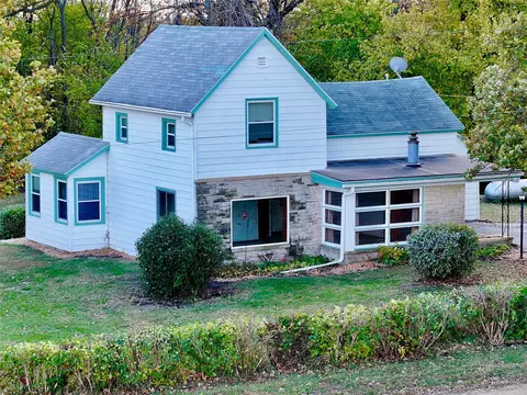 2173 Deer Ave, Perry, IA 50220